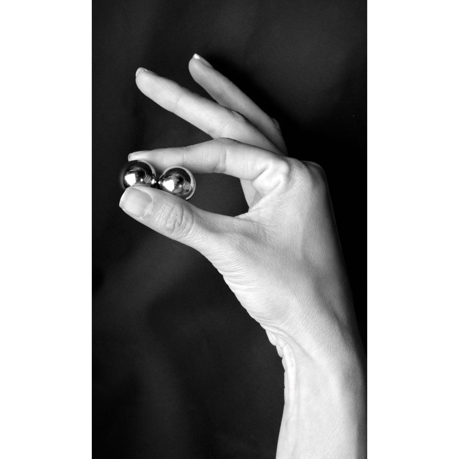 Fetish Fantasy Series Limtied Edition Ben-wa Balls - Metal Ben Wa Balls by Pipedream Fetish Fantasy Series Limtied Edition Ben-wa Balls - Metal Ben Wa Balls by Pipedream